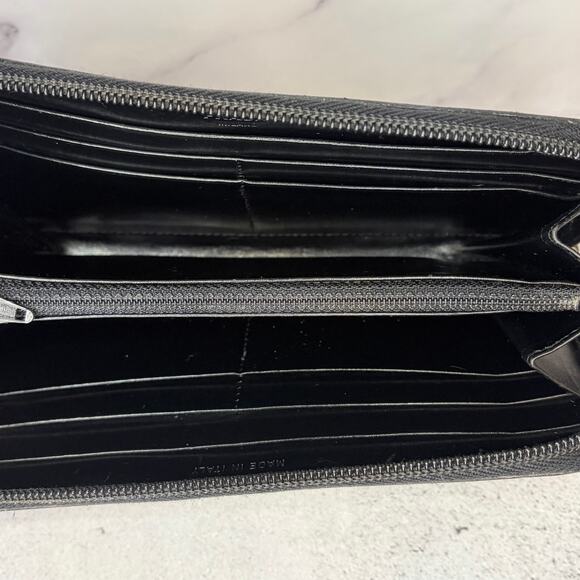 Prada Black Leather Wallet – Zip Around, Card Slots, Coin Pocket - Picture 9 of 12